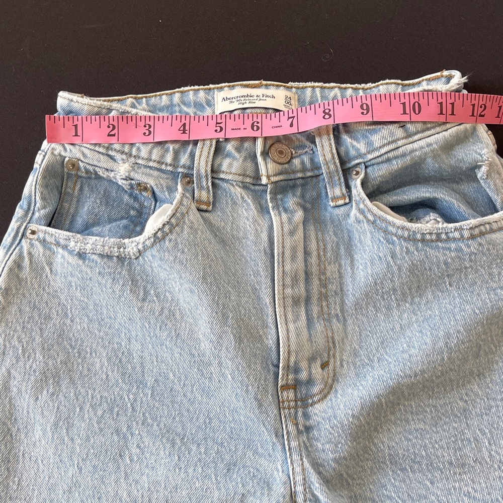 Abercrombie & Fitch 90s Relaxed High Rise Jeans Curve Love 24 - Picture 7 of 11